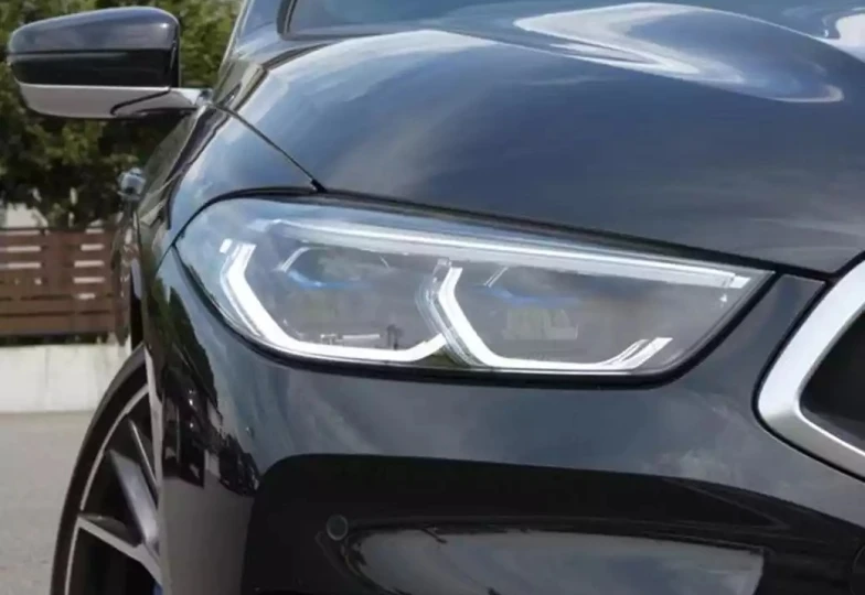 BMW 8 series Black