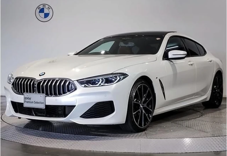 BMW 8 series White