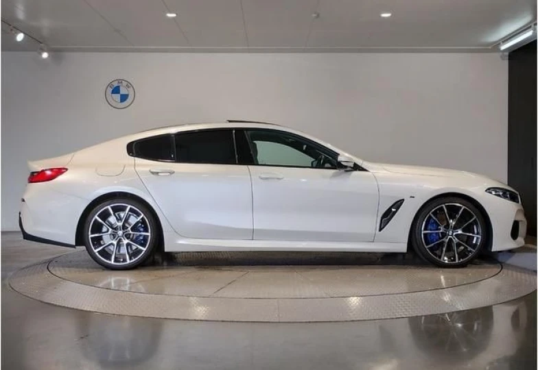 BMW 8 series White