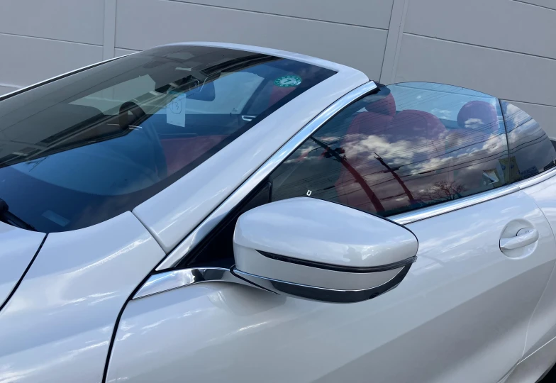 BMW 8 series White