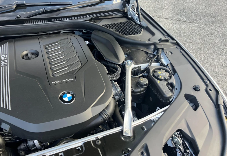 BMW 8 series White