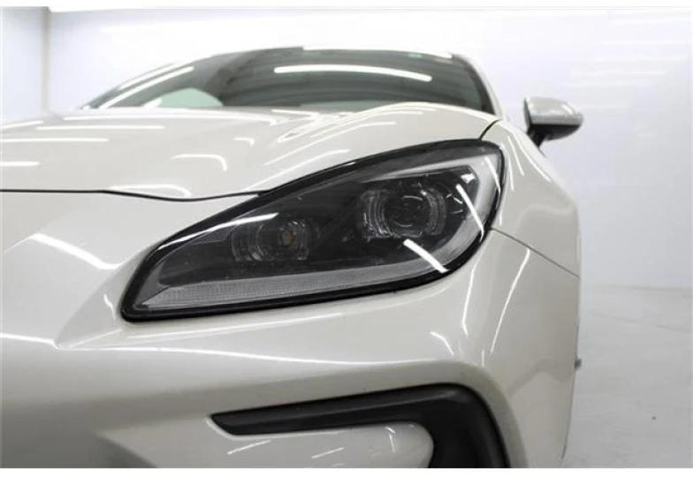 Subaru BRZ White