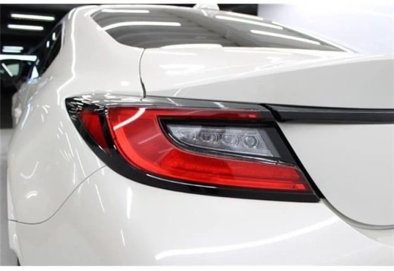 Subaru BRZ White