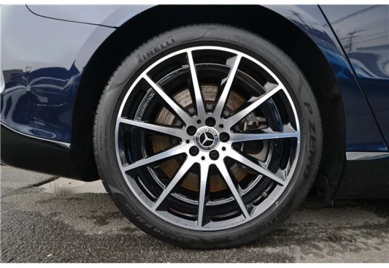 Mercedes EQS Blue