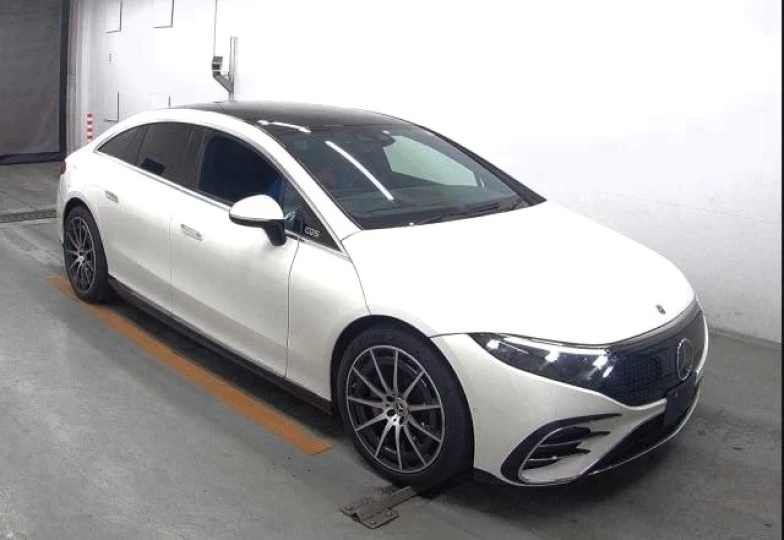 Mercedes EQS White