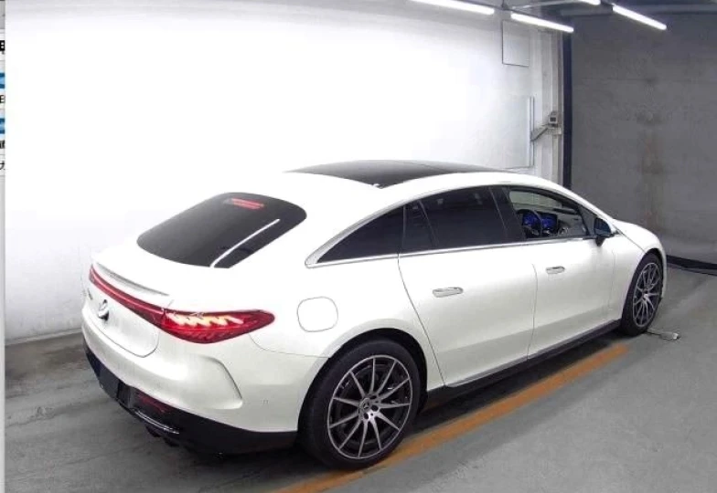 Mercedes EQS White