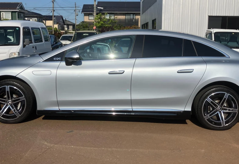 Mercedes EQE Grey