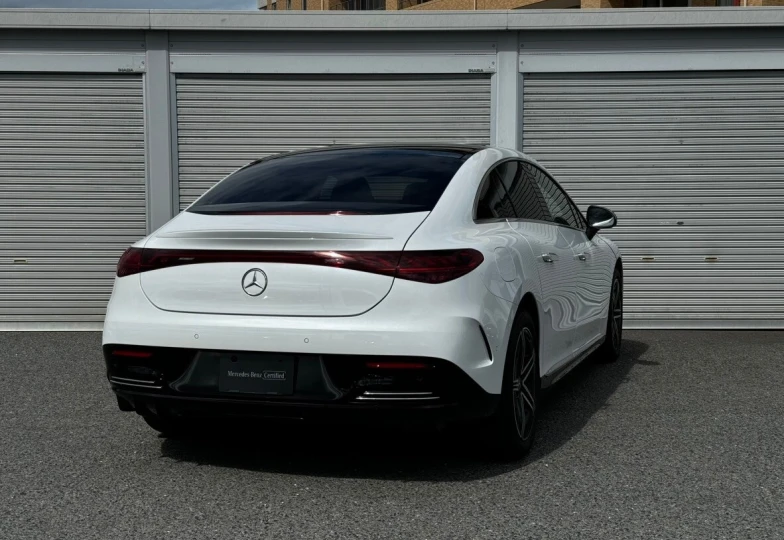Mercedes EQE White