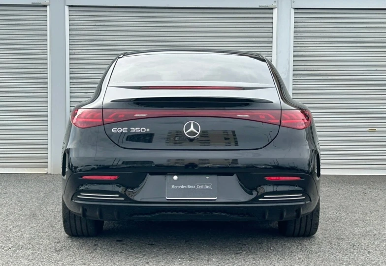 Mercedes EQE Черный