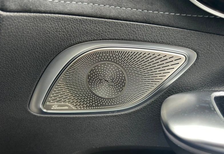 Mercedes EQE Черный