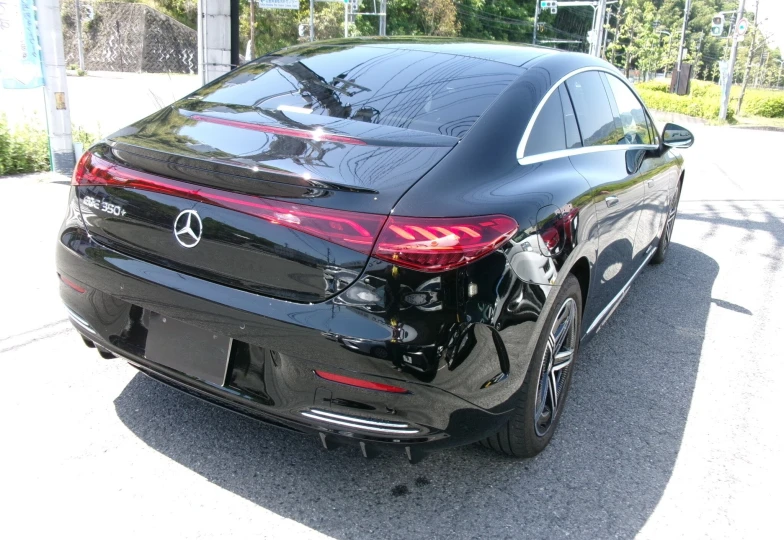 Mercedes EQE Черный