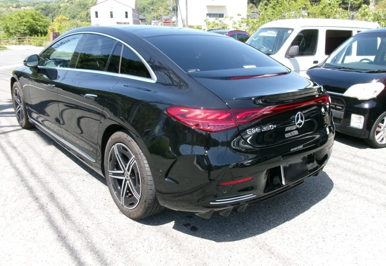 Mercedes EQE Черный