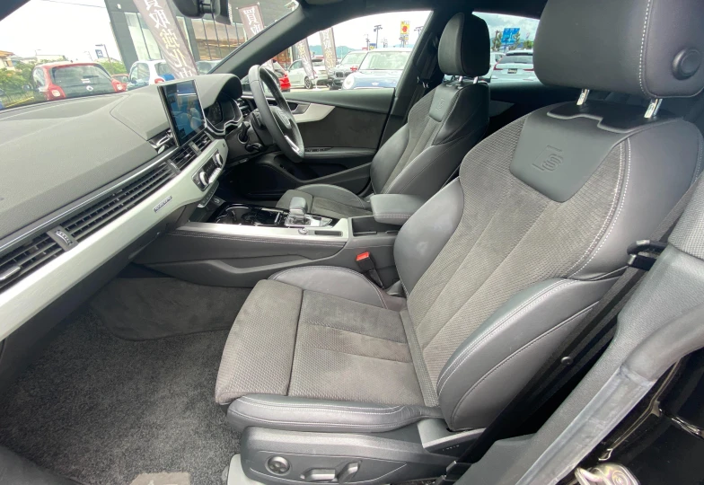 Audi A5 sportback Черный