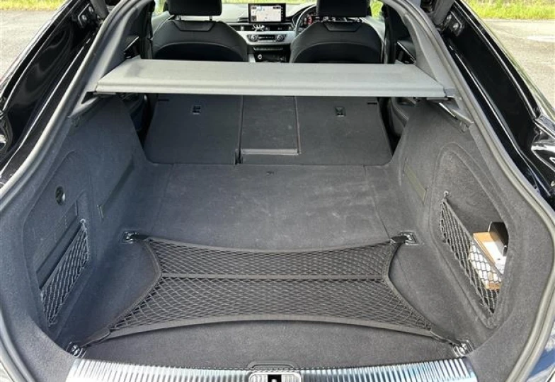 Audi A5 sportback Черный