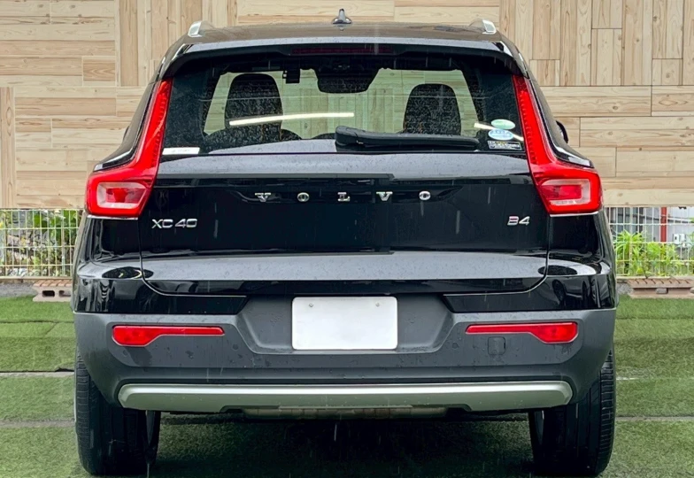 Volvo XC40 Черный
