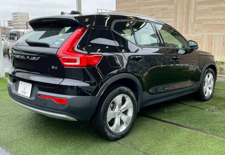 Volvo XC40 Черный