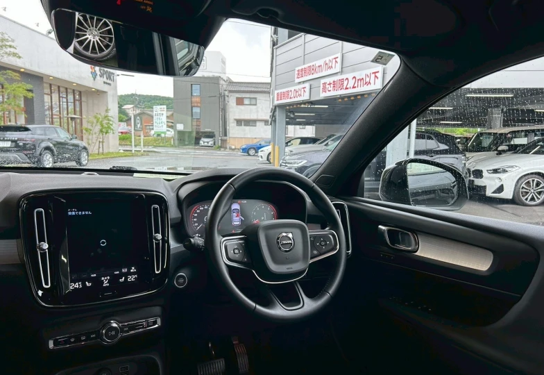 Volvo XC40 Черный