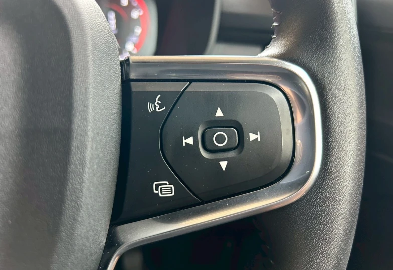 Volvo XC40 Черный