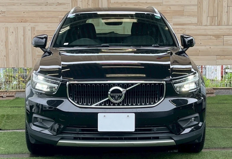 Volvo XC40 Черный