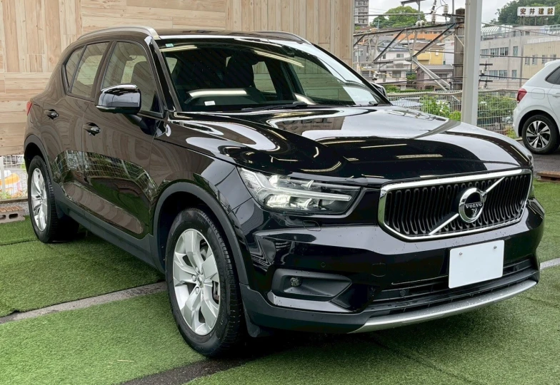 Volvo XC40 Черный