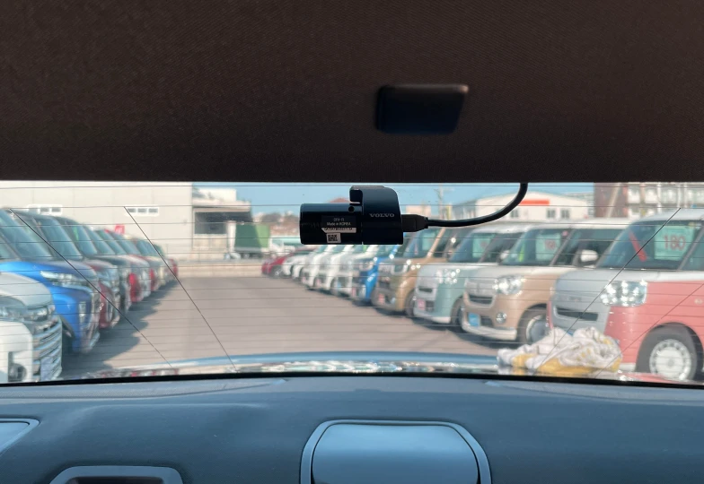 Volvo T4 Black