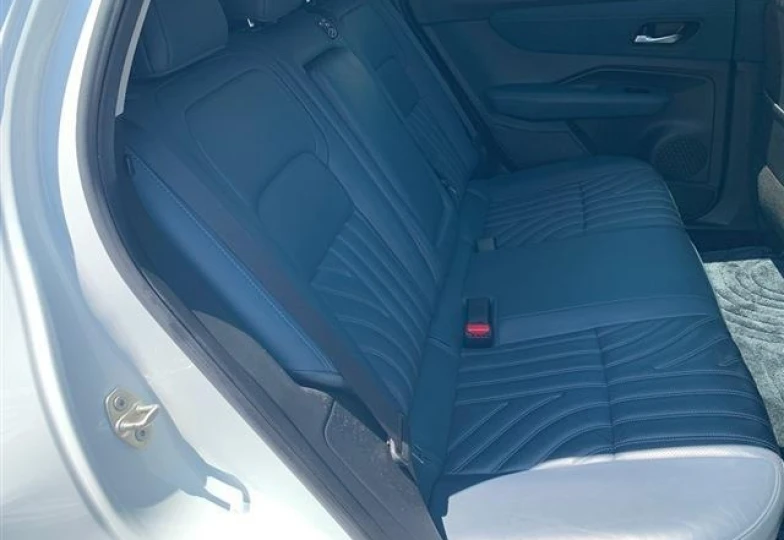 Nissan Ariya Белый