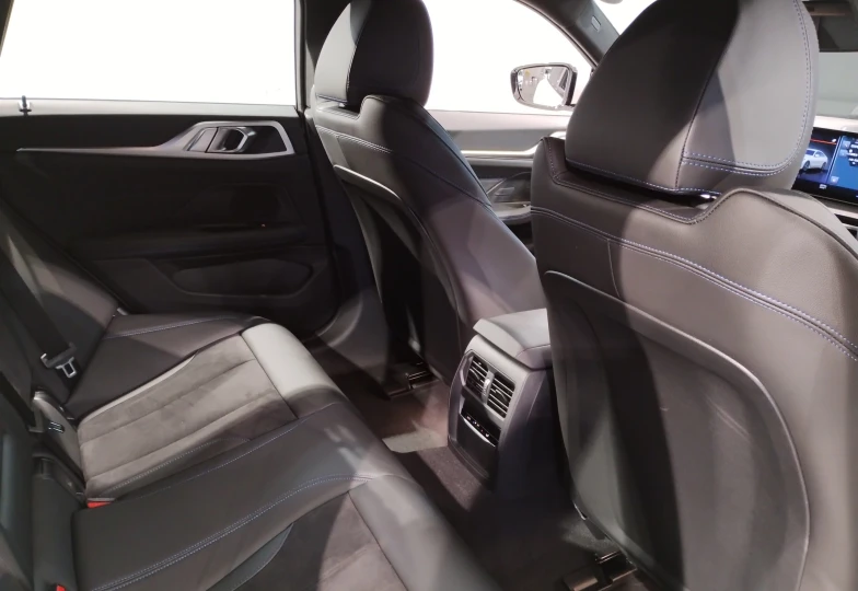 BMW i4 White