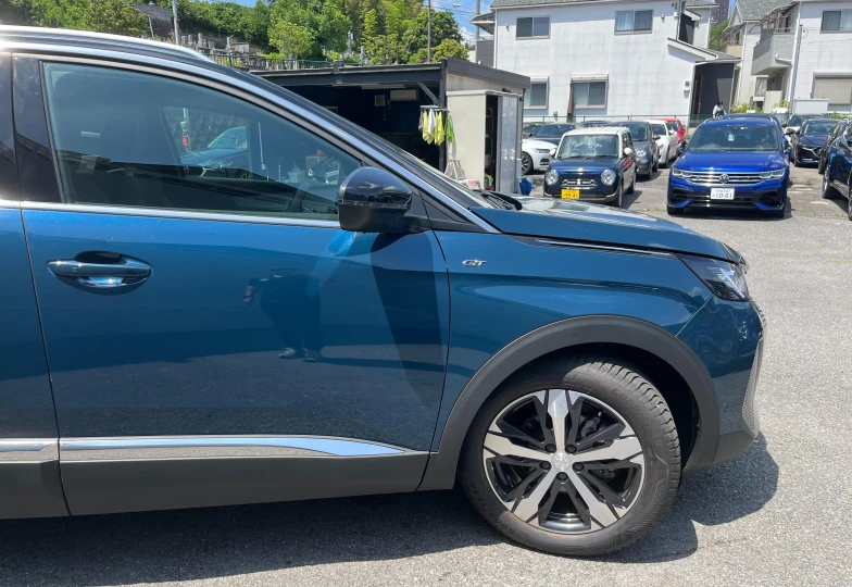 Peugeot 3008 Синий