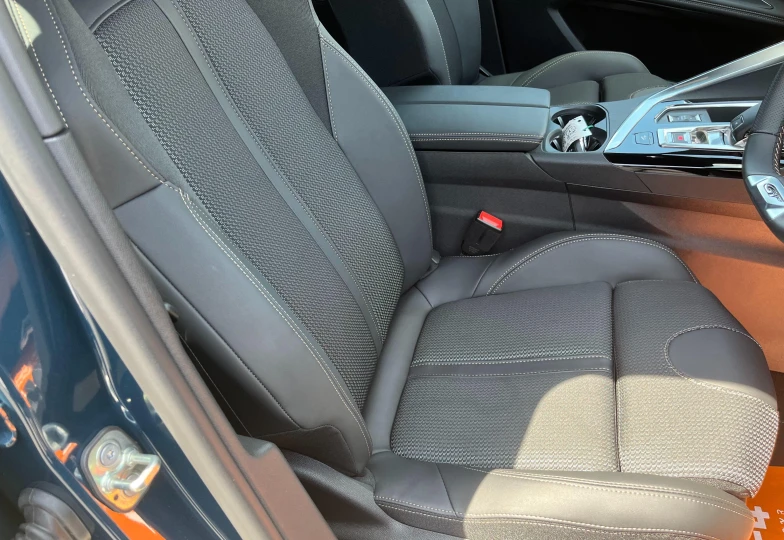 Peugeot 3008 Синий