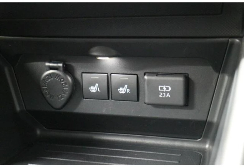 Daihatsu Rocky Бежевый
