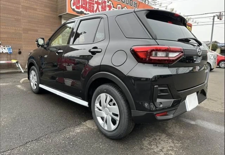 Daihatsu Rocky Черный