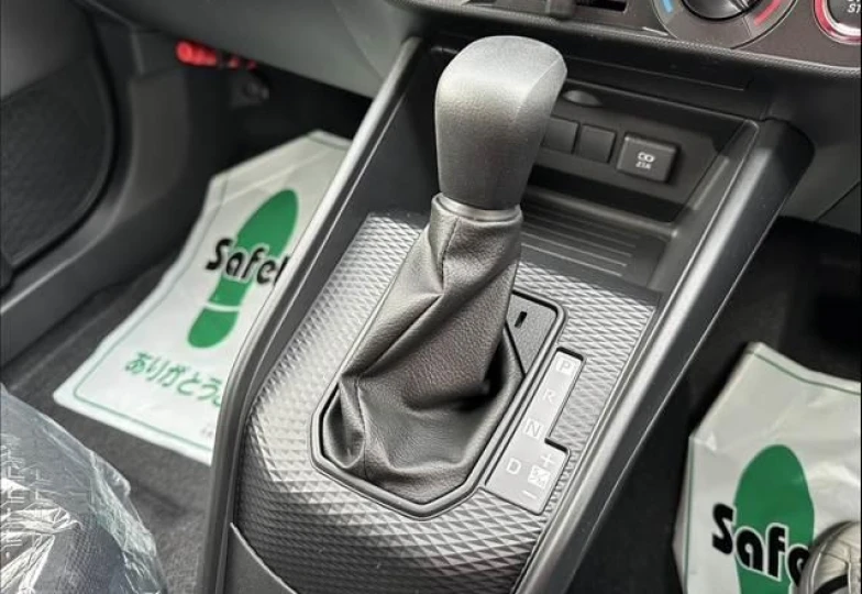 Daihatsu Rocky Черный
