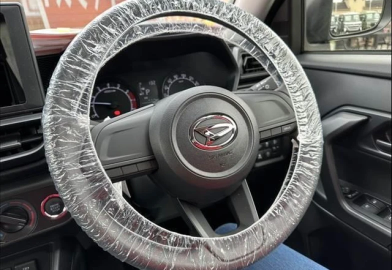 Daihatsu Rocky Черный
