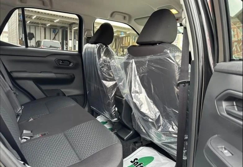 Daihatsu Rocky Черный