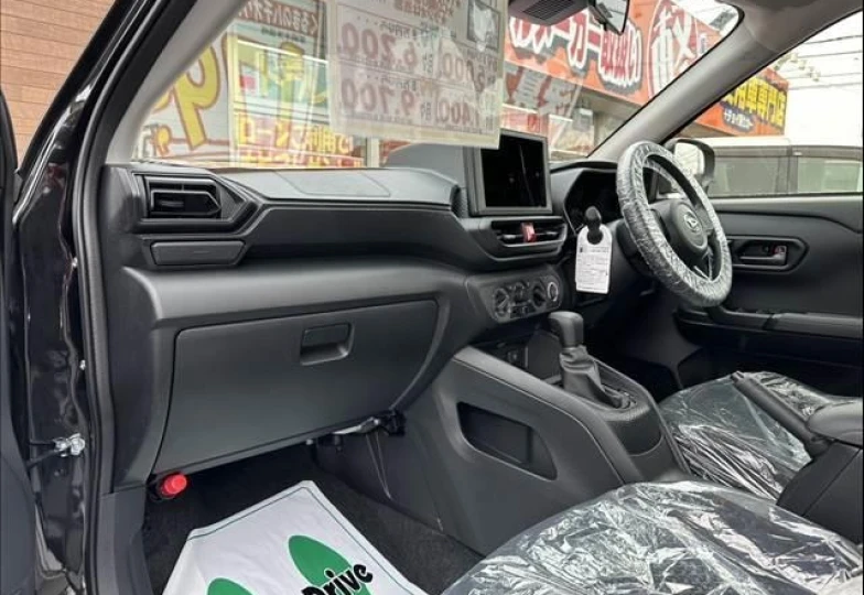 Daihatsu Rocky Черный