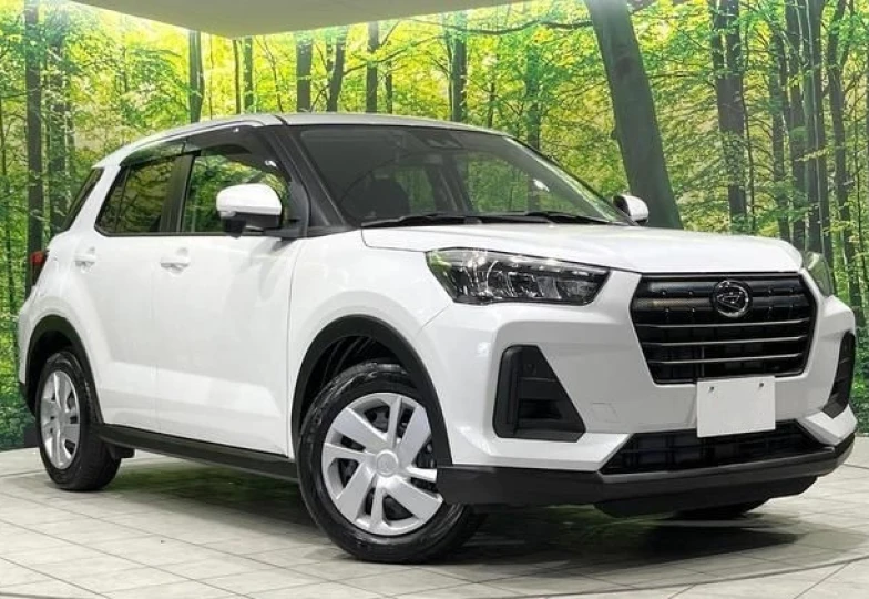 Daihatsu Rocky Белый