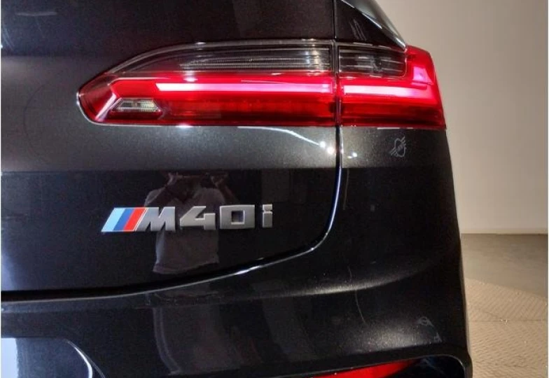 BMW X4 Black