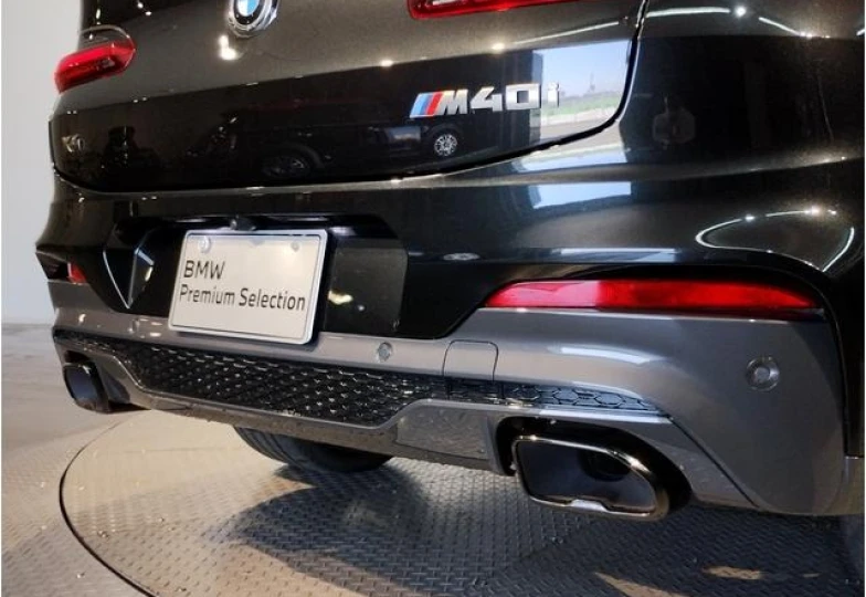 BMW X4 Black