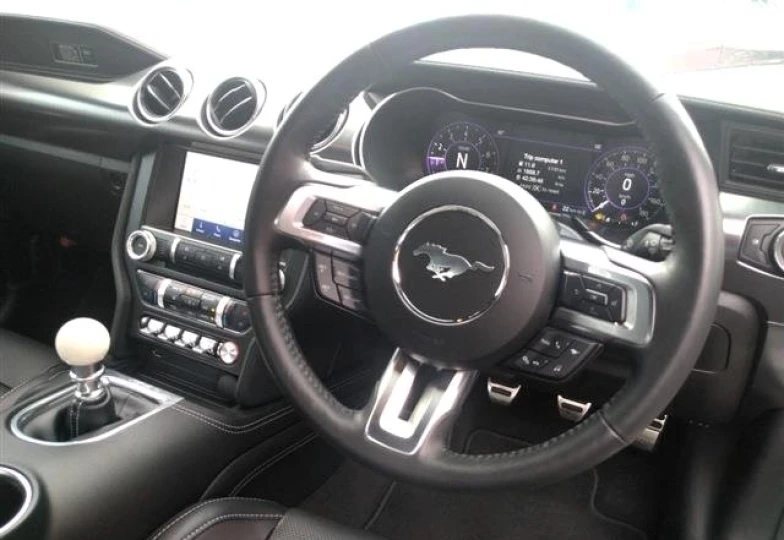 Ford Mustang Grey