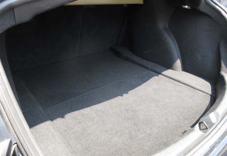 Tesla Model 3 Черный