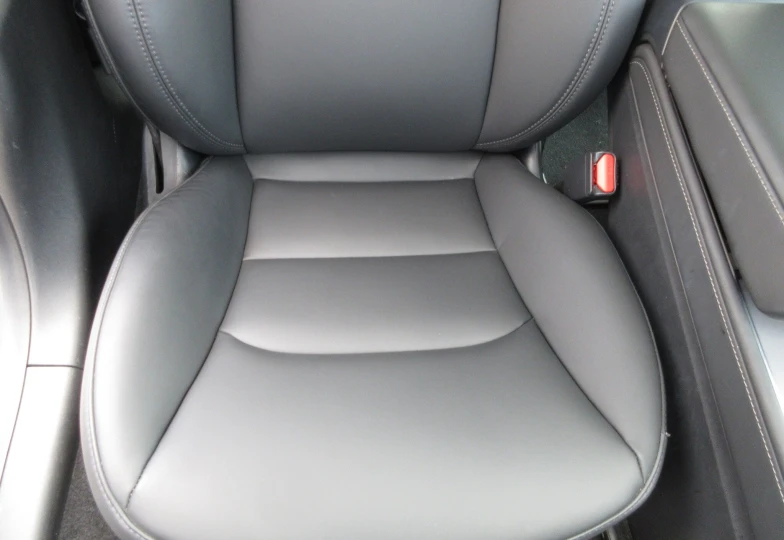 Tesla Model 3 Черный