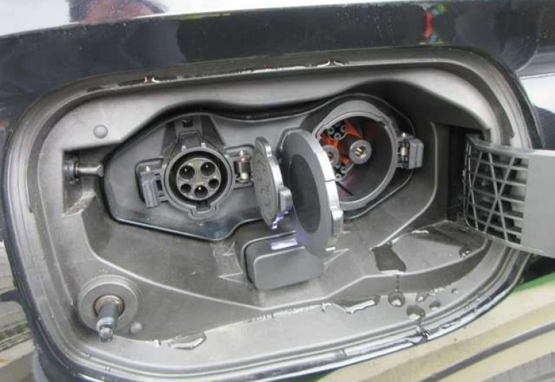 Mitsubishi Outlander Black