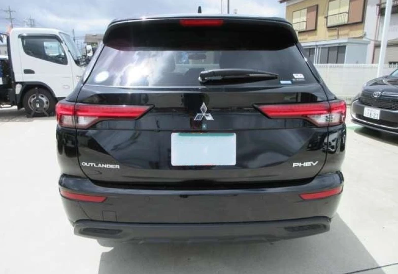 Mitsubishi Outlander Black