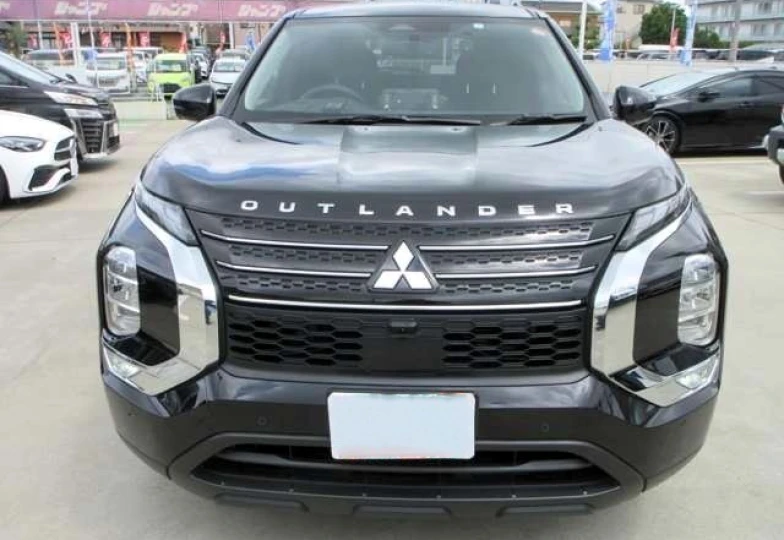 Mitsubishi Outlander Black