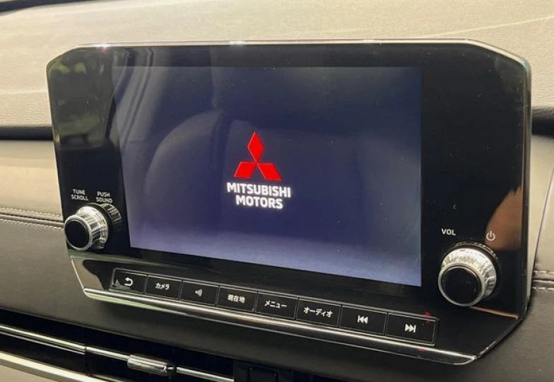 Mitsubishi Outlander Grey