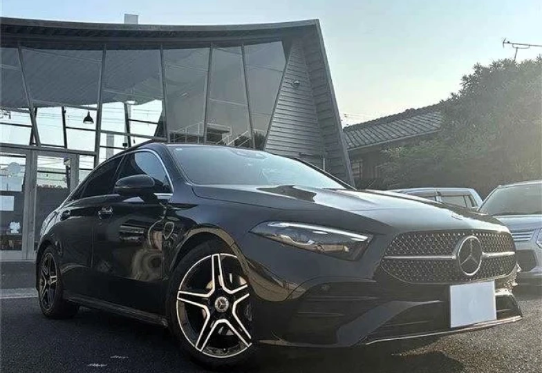 Mercedes A-class Black
