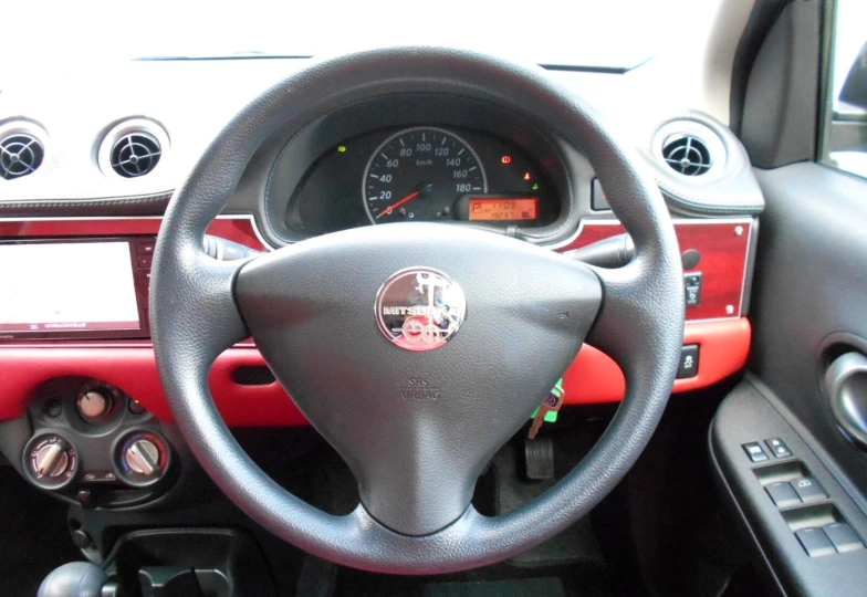 Mitsuoka Viewt Black