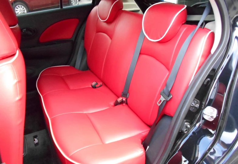 Mitsuoka Viewt Black