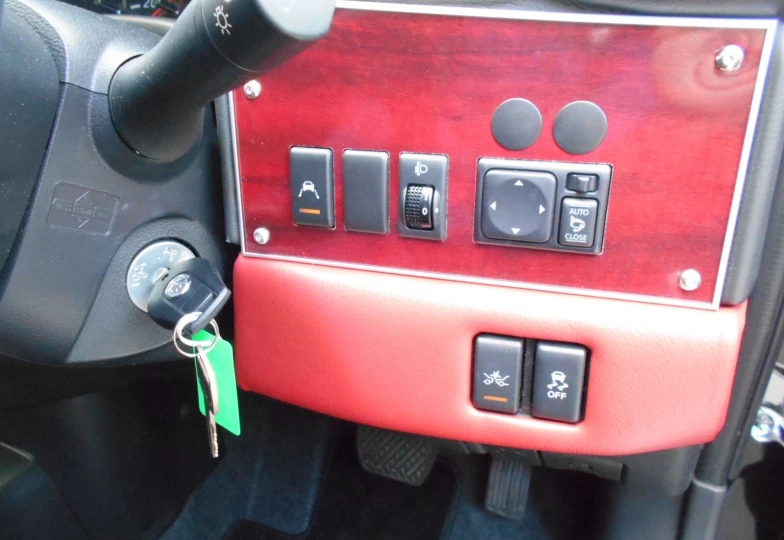 Mitsuoka Viewt Black