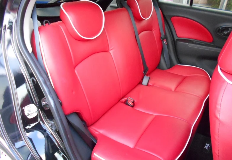 Mitsuoka Viewt Black